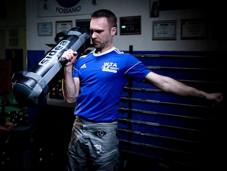 si-sand-bag-preloaded-functional-training-5-10-15-20-25-kg-weight-weighted-grip-handles