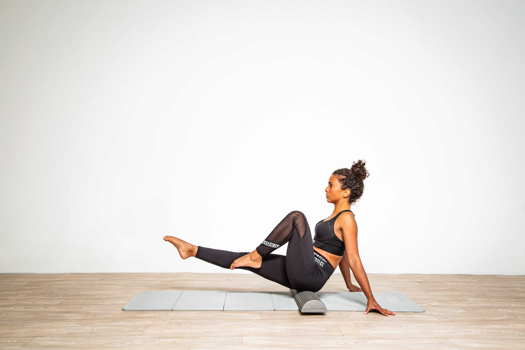 half-foam-roller-eva-stability-soft-pilates-yoga-exercise-fitness