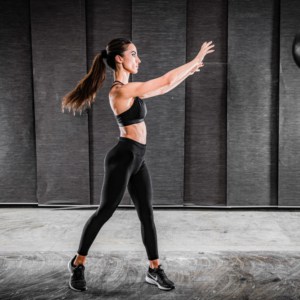 giant-medicine-ball-wall-exercises-top-5